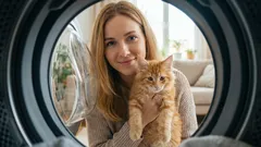 Porta della lavatrice sempre aperta: perché può rovinarsi e cosa fare davvero